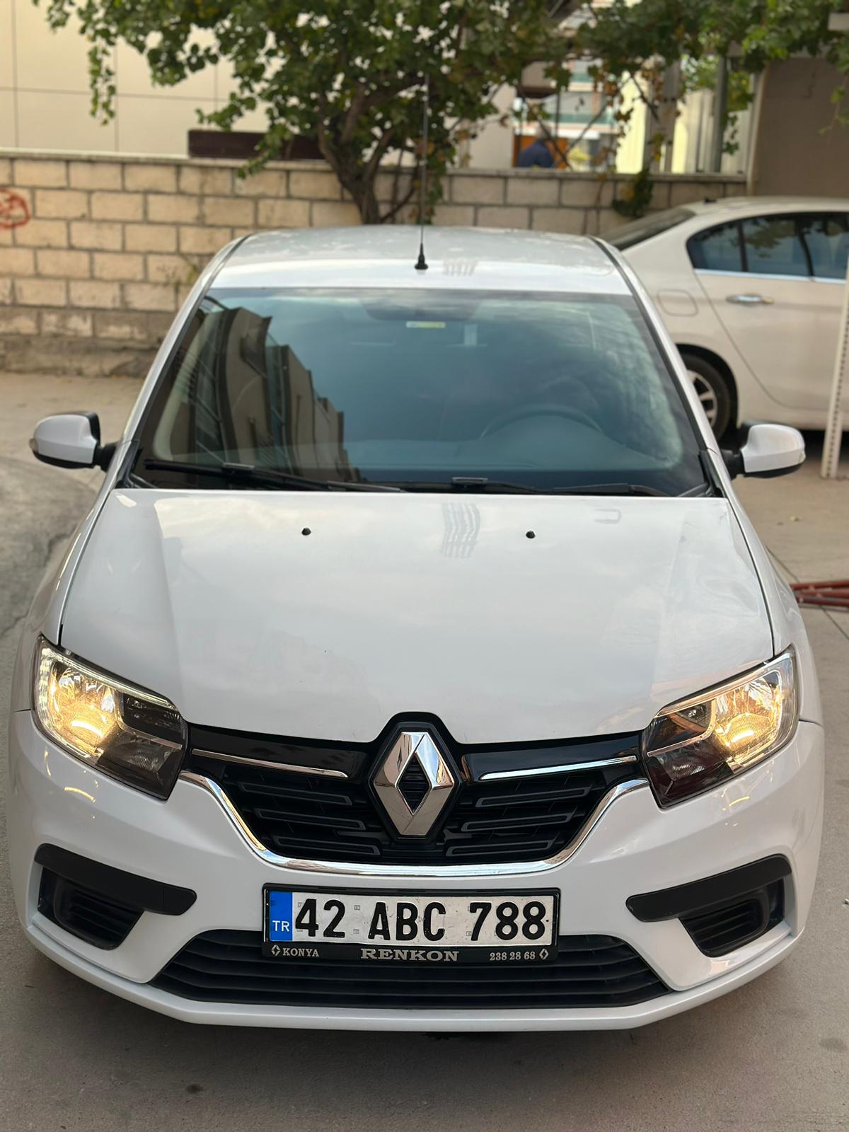 AĞIR HASARLI FİYATINA 2017 MODEL RENAULT SYMBOL